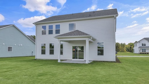 edisto backyard and covered patio
