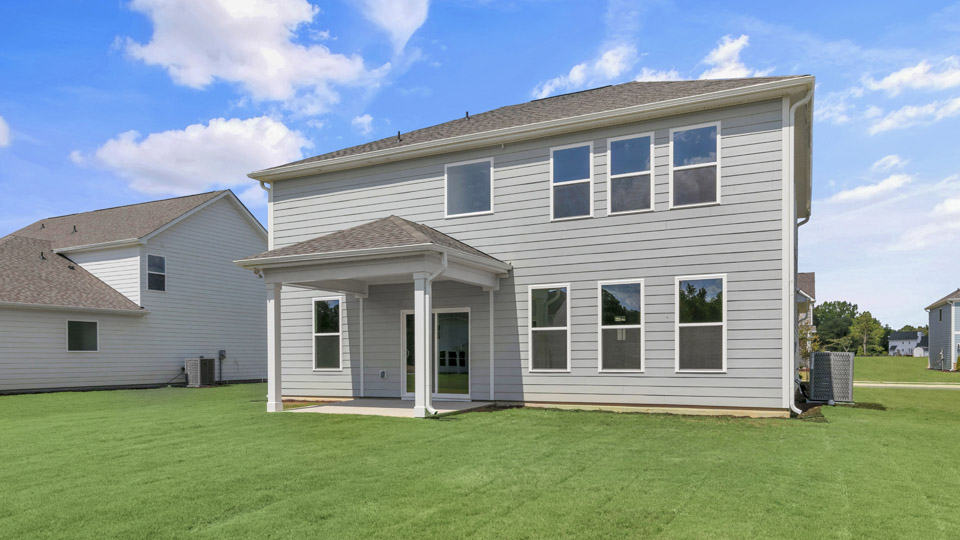 edisto backyard with covered patio