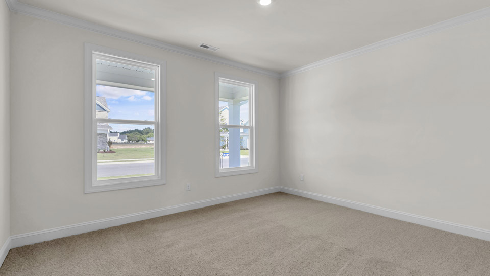 bedroom with carpet flooring