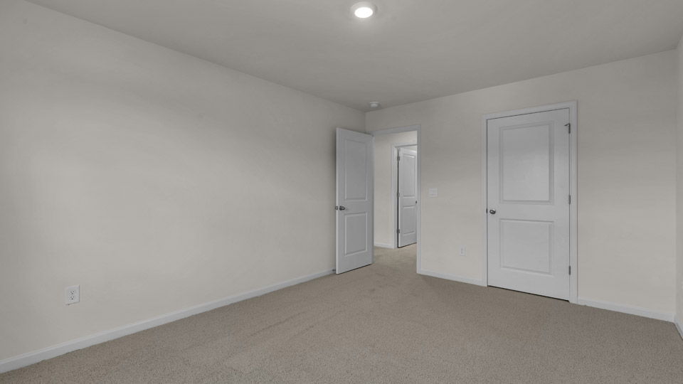 bedroom with carpet flooring