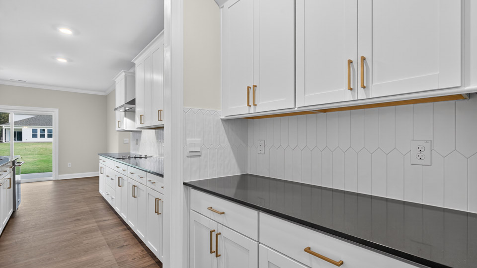 butler's pantry with quartz countertops