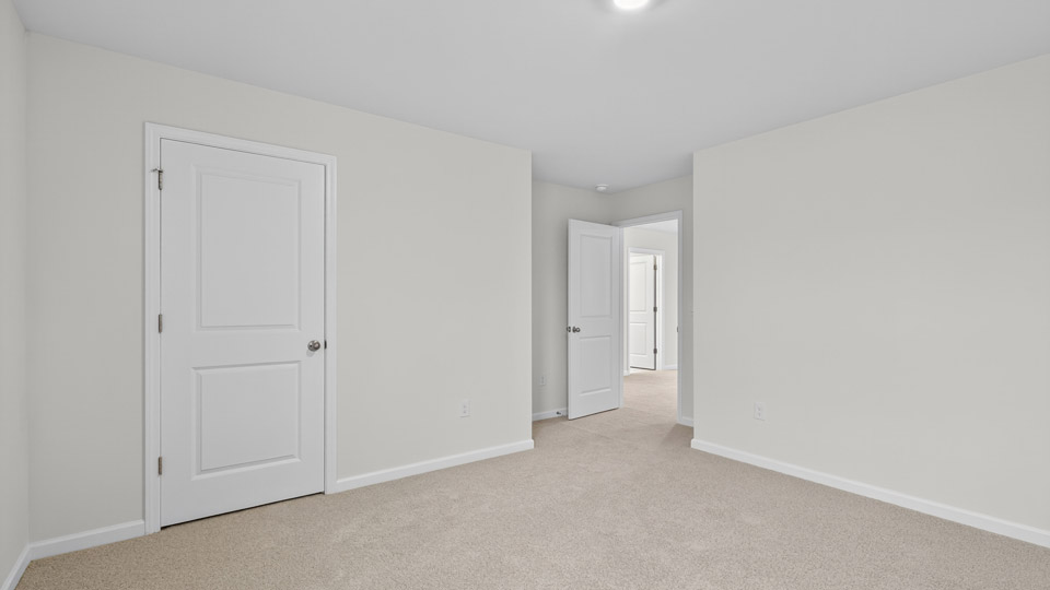 bedroom with carpet flooring