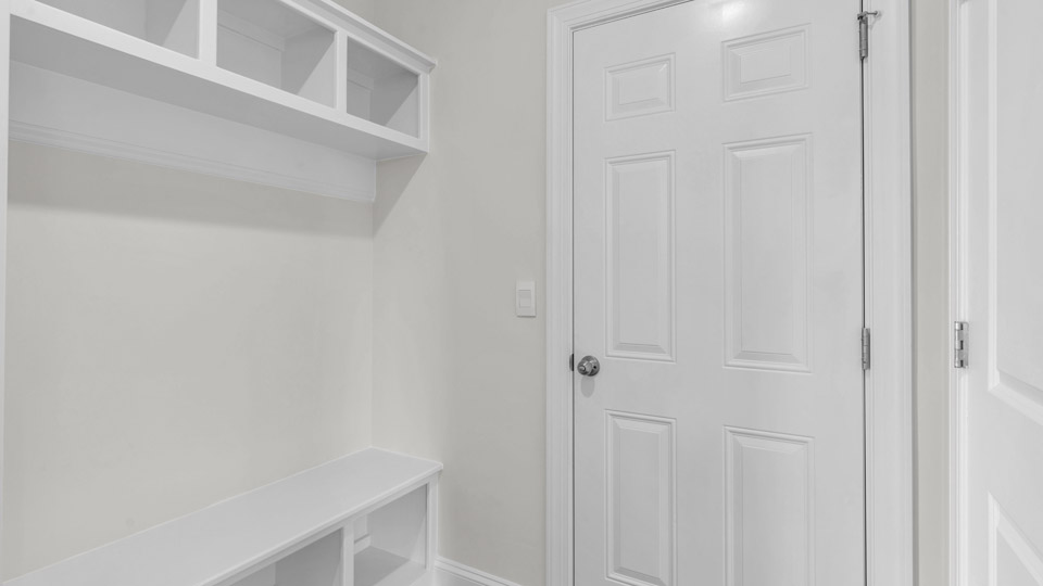 mudbench with cubbies