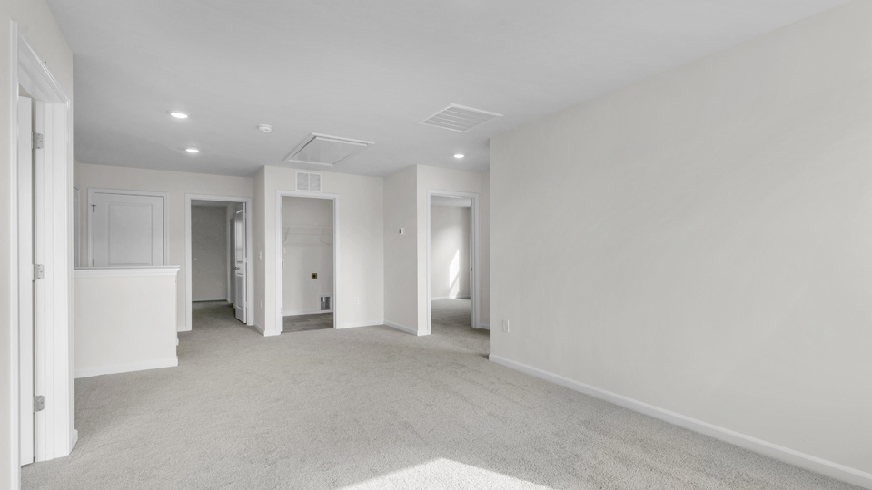 Loft area with carpet