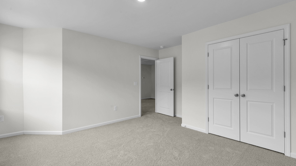 Bedroom with carpet