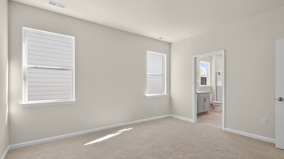 bedroom with carpet flooring