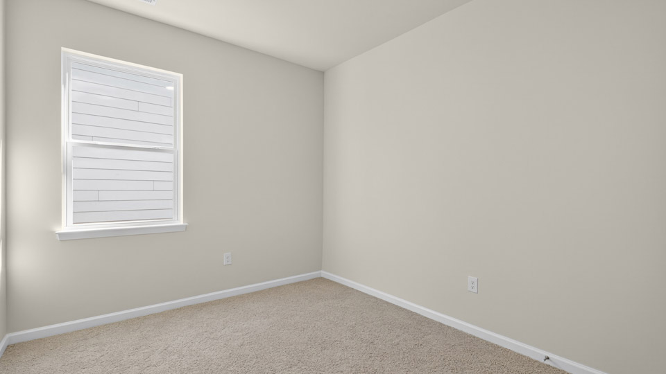 bedroom with carpet flooring