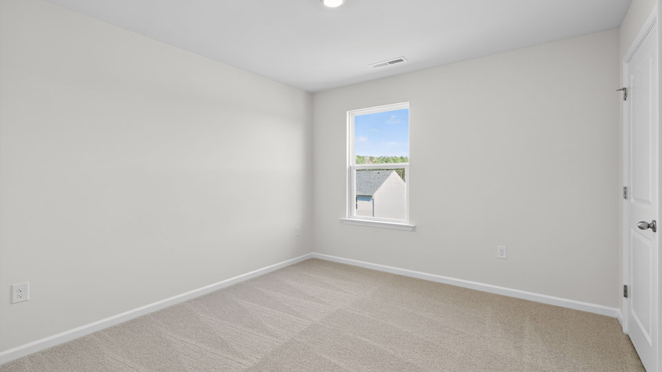 bedroom with carpet flooring