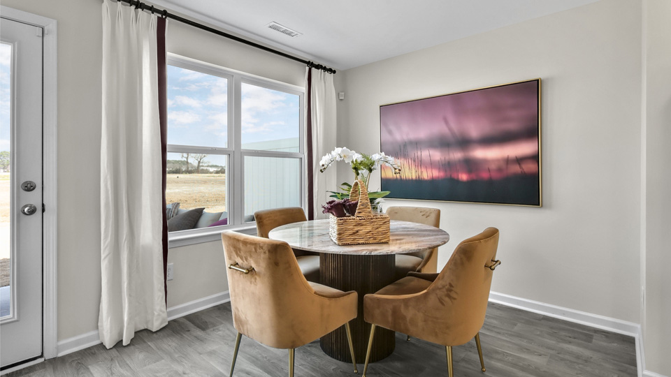 Pattison Model Dining Area