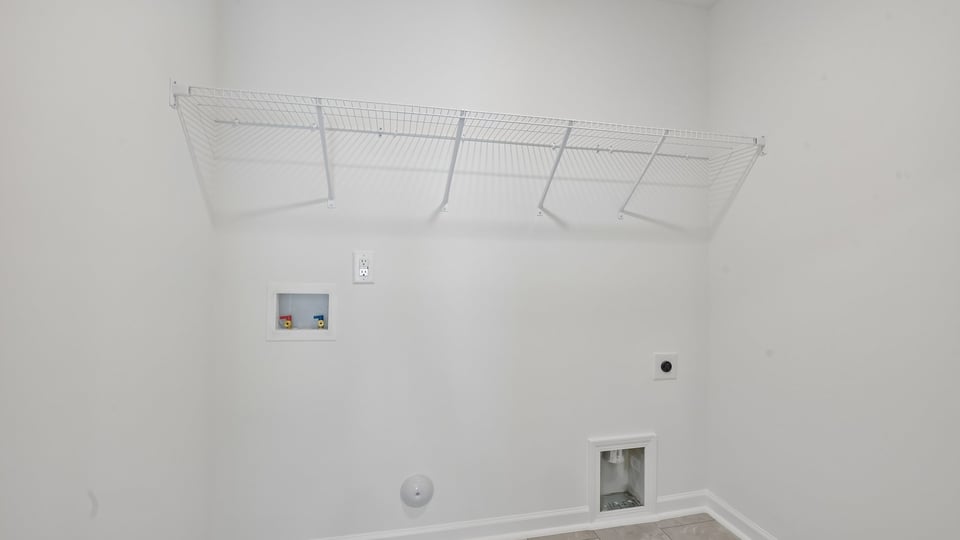 laundry room with washer and dryer hookups