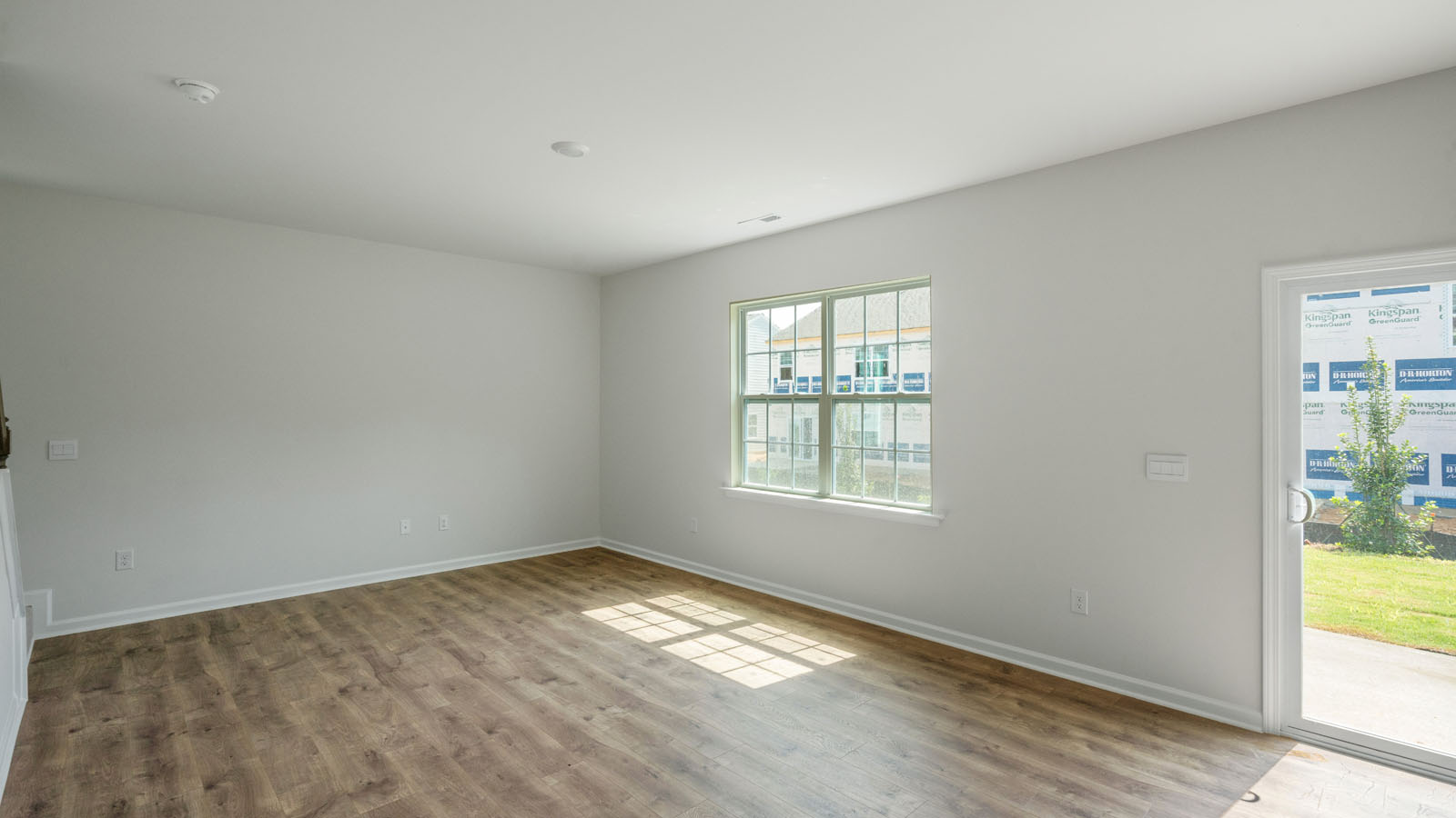 Liiving area with revwood flooring