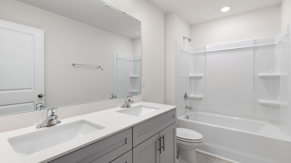 Bathroom with quartz counters