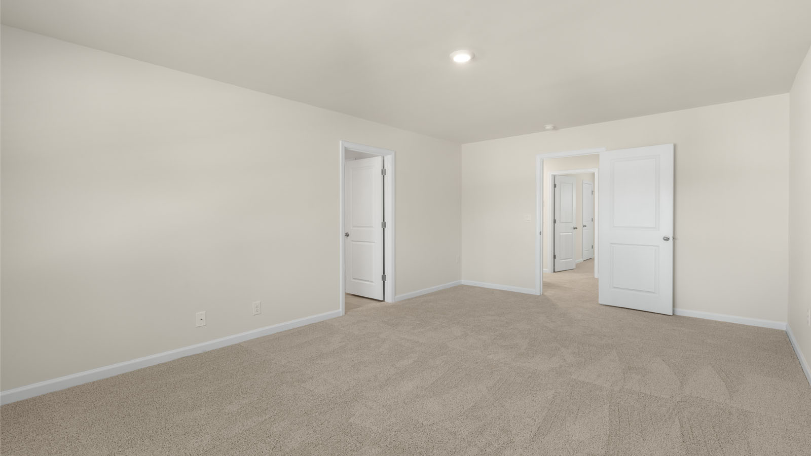 Bedroom with carpet