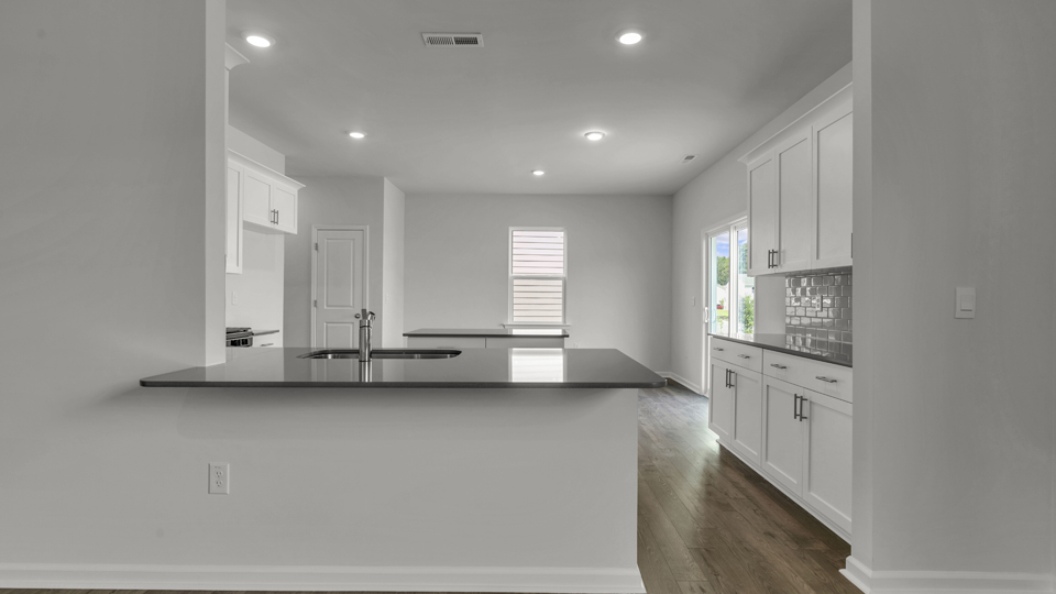 Kitchen with quartz counters