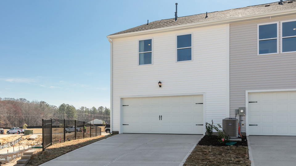 Collin exterior