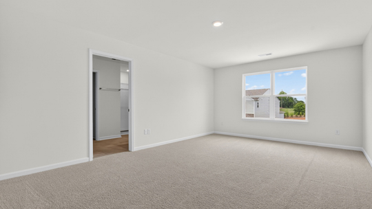 bedroom with carpet flooring