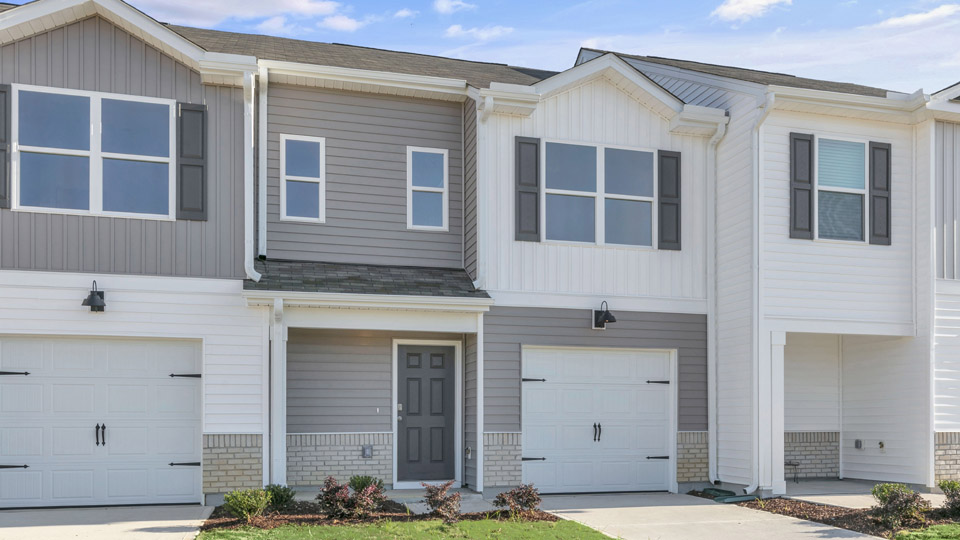 Front exterior of Altamont B with 1 car garage