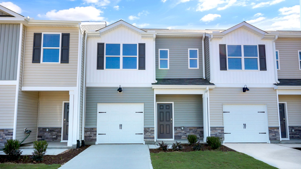 63 Bee Garden Court exterior