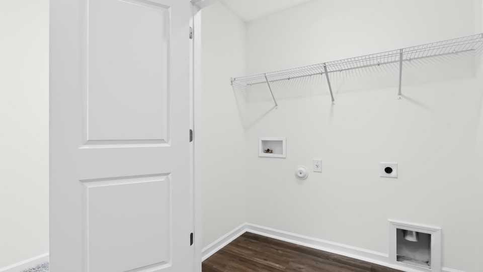 laundry room with washer and dryer hookups
