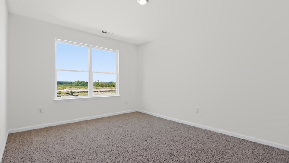 bedroom with carpet flooring