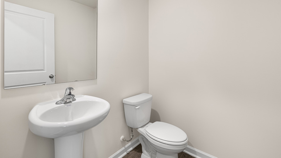half bath with single pedestal sink