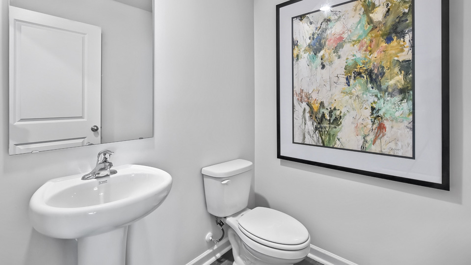 half bath with single pedestal sink