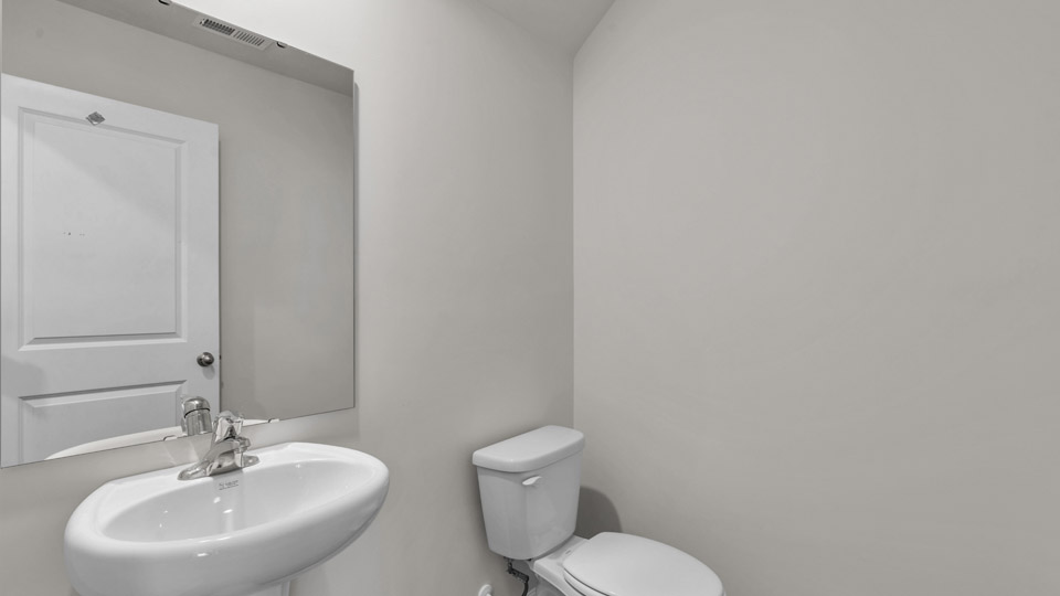 half bath with single pedestal sink