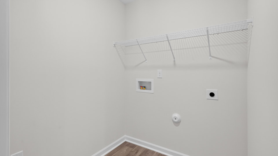 laundry room with washer and dryer hookups