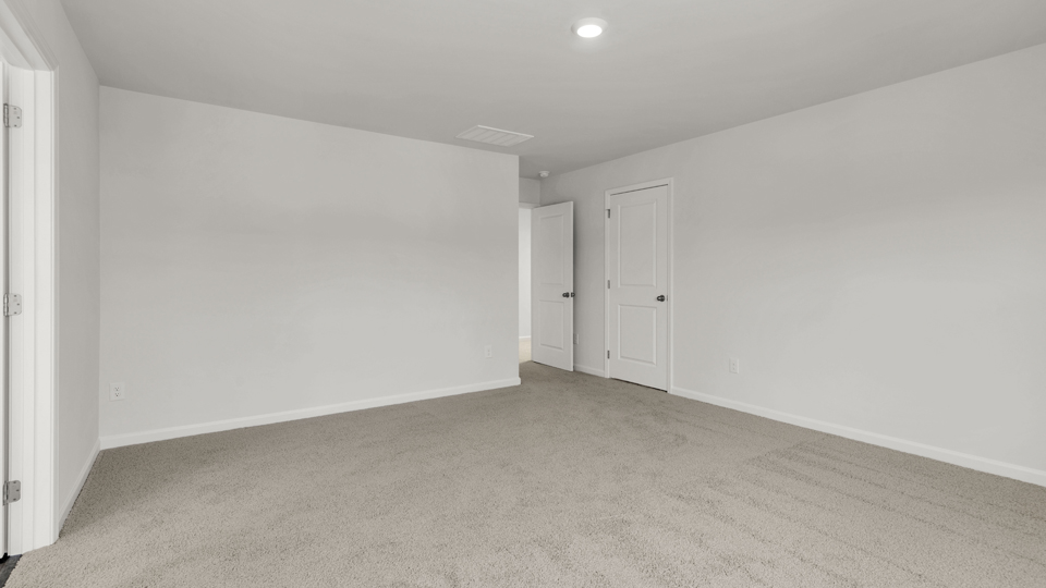 bedroom with carpet flooring