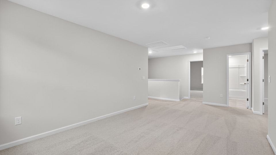 LOFT & STAIRWELL