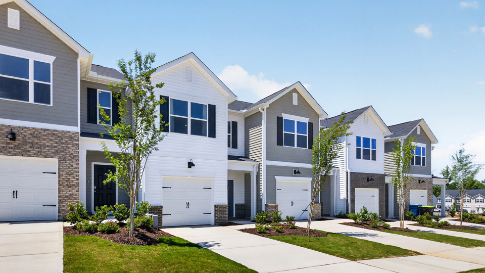 front exterior of Newton E with single car garage