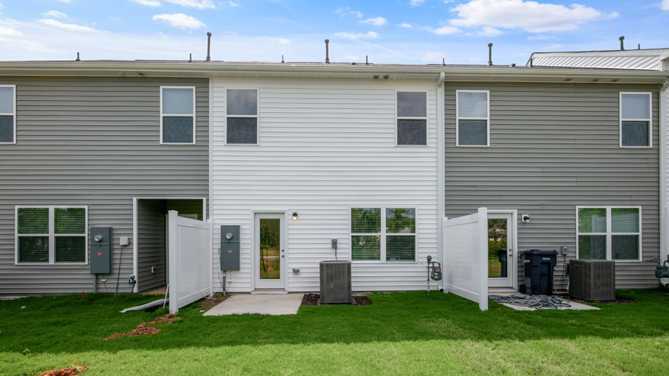 Newton F Exterior