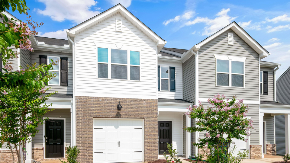 Newton F Exterior