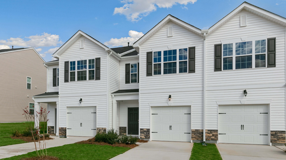 FRONT EXTERIOR NEWTON-G