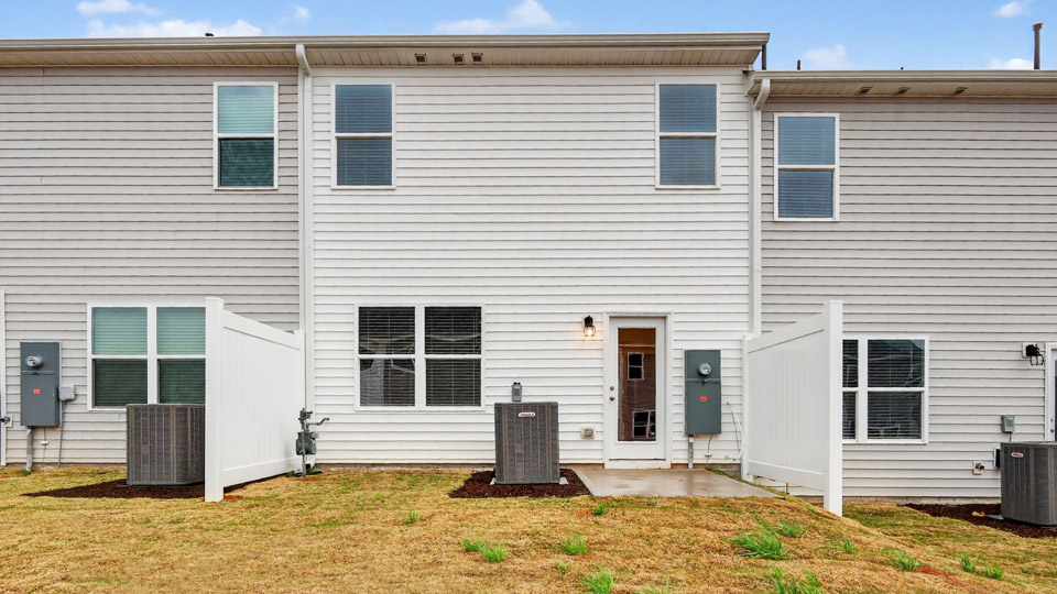 REAR EXTERIOR NEWTON-H