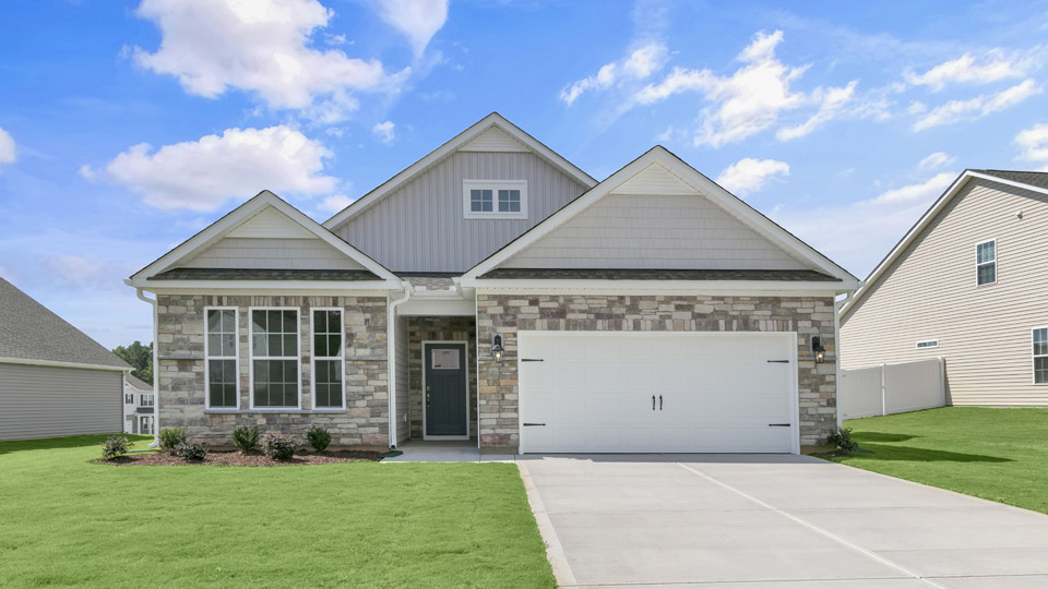 369 Alexis Loop exterior