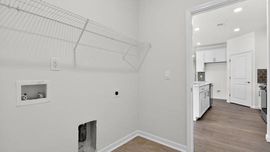 laundry room with washer and dryer hookups