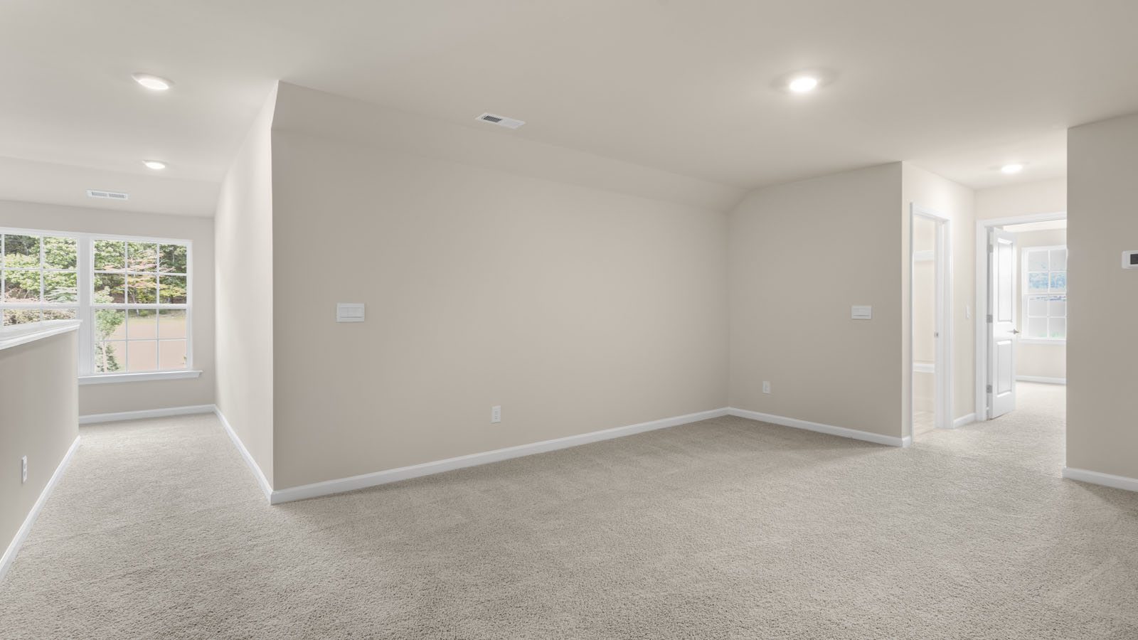 2ND FLOOR BONUS ROOM