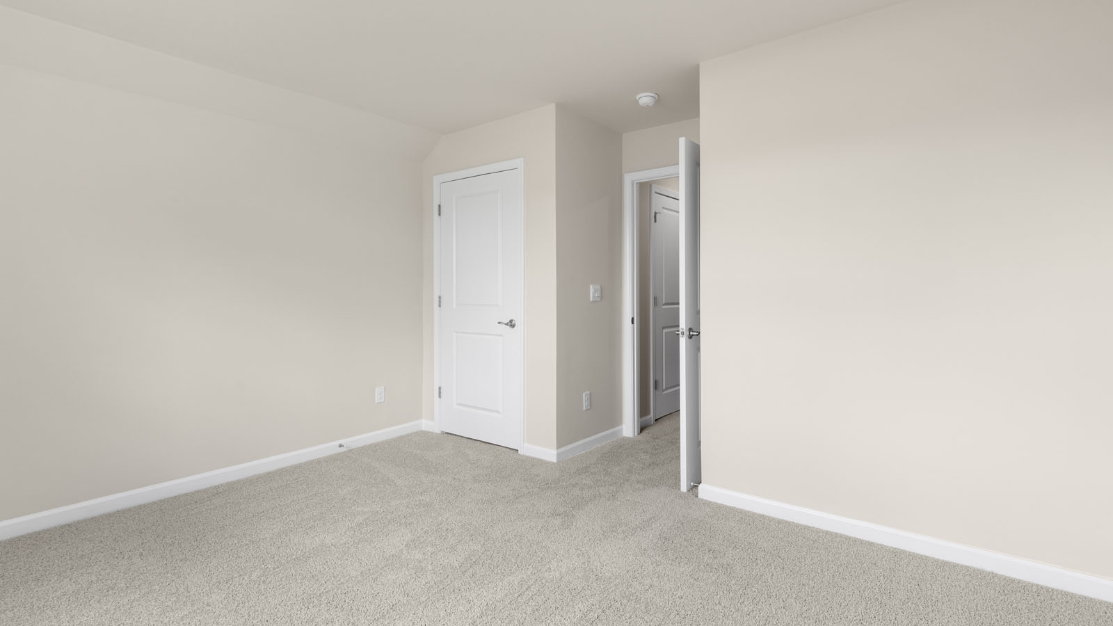 2ND FLOOR BEDROOM