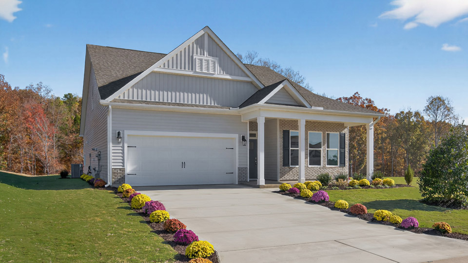 * Photos are not of actual home or interior features and are representative of floor plan only. *