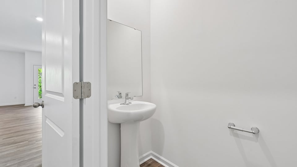 powder room with pedestal sink
