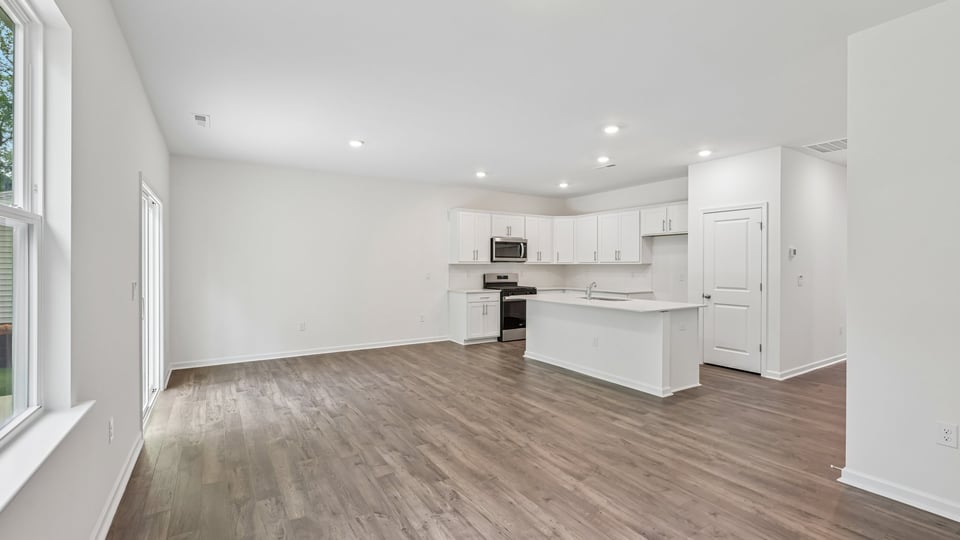 DINING ROOM/GREAT ROOM
