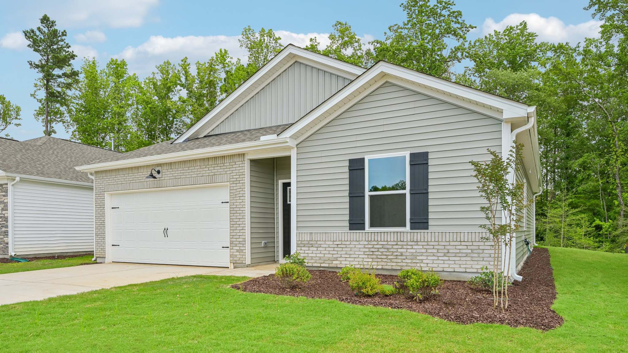 front exterior freeport e with 2 car garage