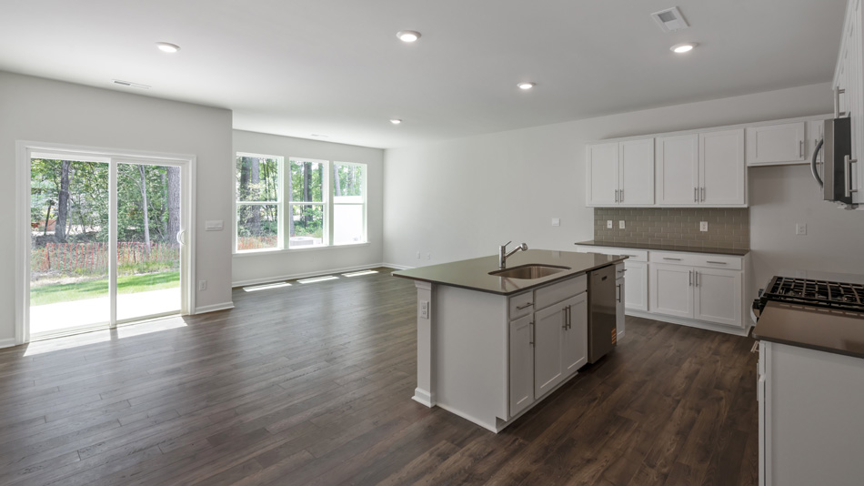Kitchen with quartz counters