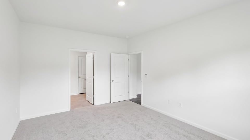 bedroom with carpet flooring