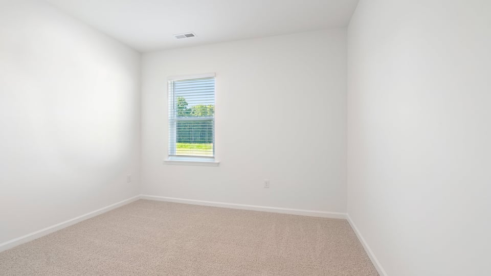 bedroom with carpet flooring