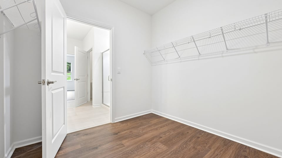 walk in closet