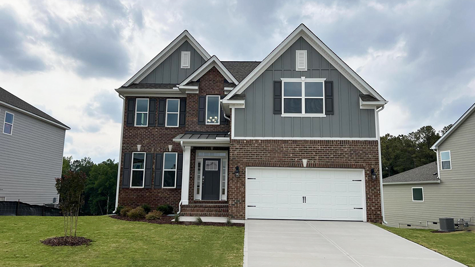 2112 Stoneridge Barn Way exterior