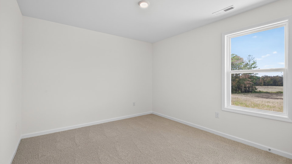 bedroom with carpet flooring