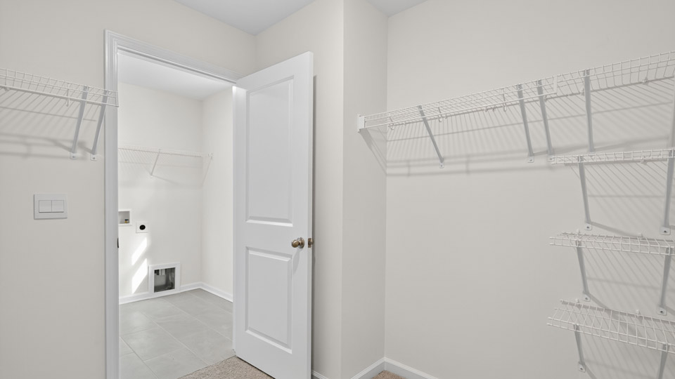 walkin closet with wire shelving